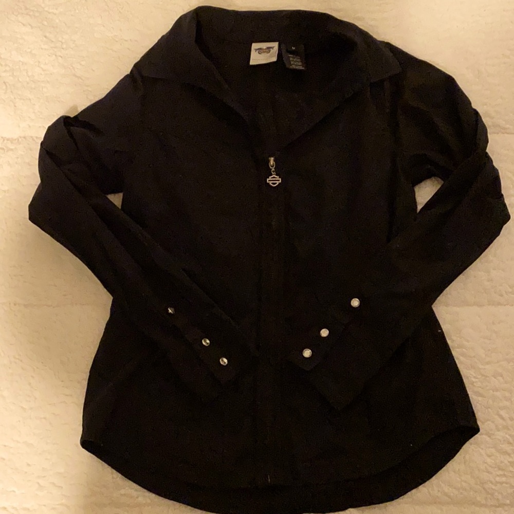 Harley Davidson women’s dress shirt, size M, zip up front, new never worn!